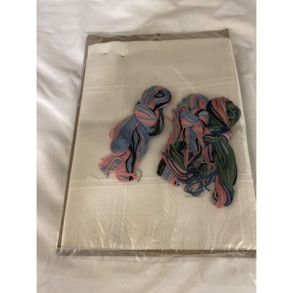 Leisure Arts Table Runners Cross Stitch Kit By Barbara Finwall  4 Designs - Picture 5 of 13